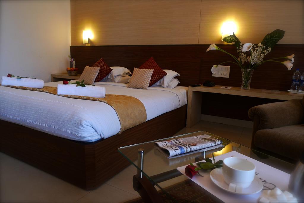 The Hans Hotel Hubli Room photo